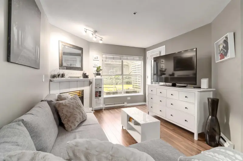 105 509 CARNARVON STREET - photo 1 of 15