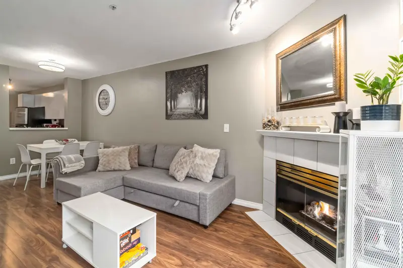 105 509 CARNARVON STREET - photo 2 of 15