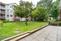 211 8068 120A AVENUE - thumbnail 1