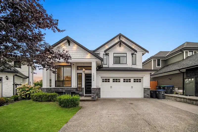 16466 103 AVENUE - photo 1 of 25