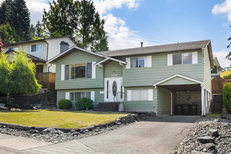 13512 CRESTVIEW DRIVE - photo 1 of 37