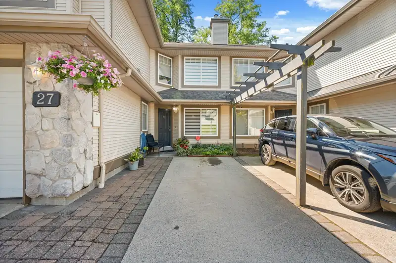 27 8888 151 STREET - photo 2 of 34