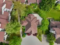 512 13900 HYLAND ROAD - thumbnail 3