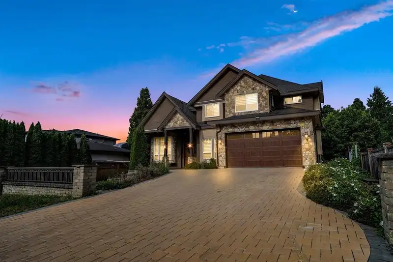 8245 144A STREET - photo 1 of 1