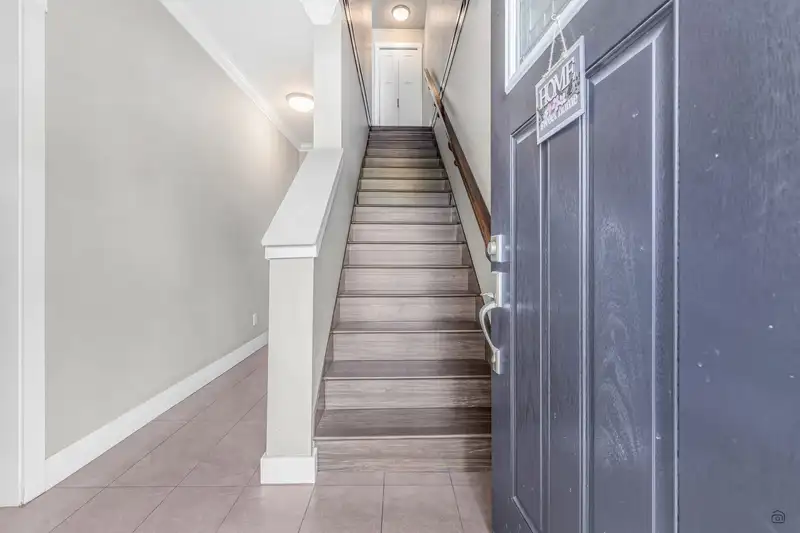 57 13670 62 AVENUE - photo 4 of 30