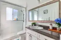 6445 KING GEORGE BOULEVARD - thumbnail 16
