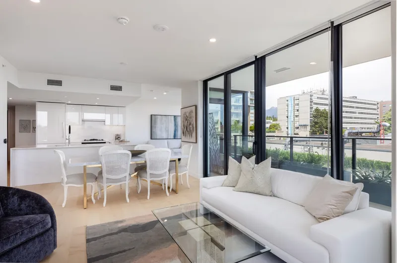 302 135 E 13TH STREET - photo 3 of 25