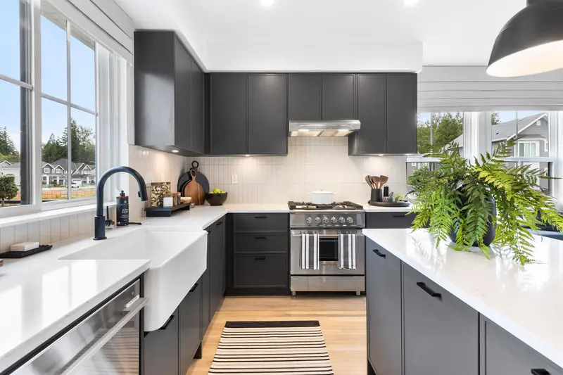 43 7918 204B STREET - photo 3 of 25