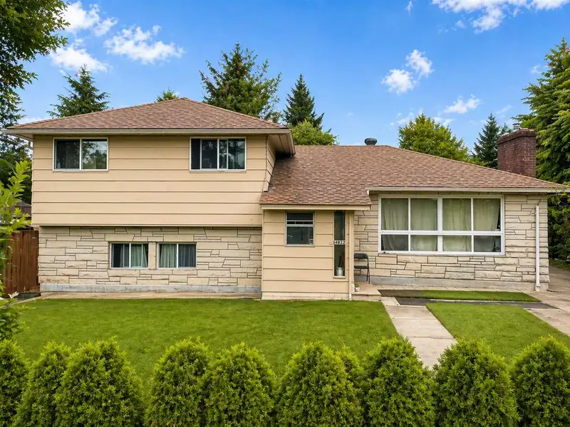 14832 103A AVENUE - photo 3 of 5
