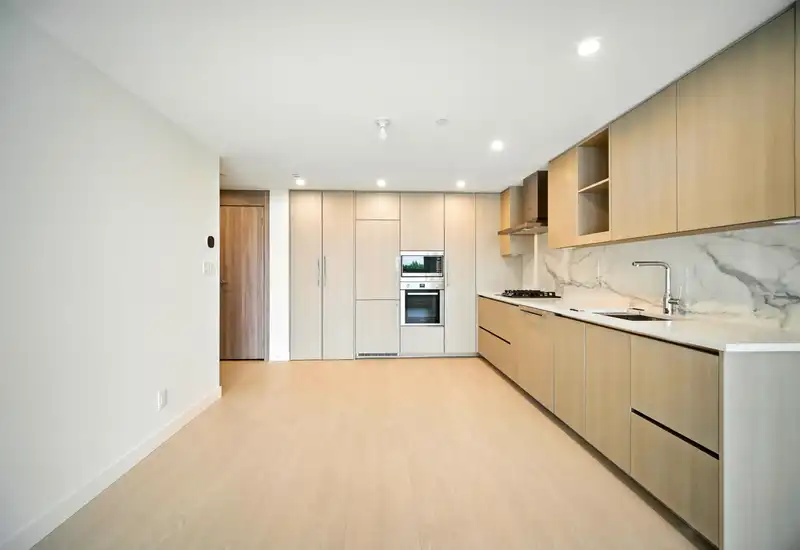 906 13778 100 AVENUE - photo 3 of 40