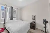 516 10838 WHALLEY BOULEVARD - thumbnail 3