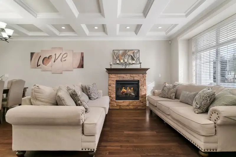 15005 59A AVENUE - photo 3 of 28
