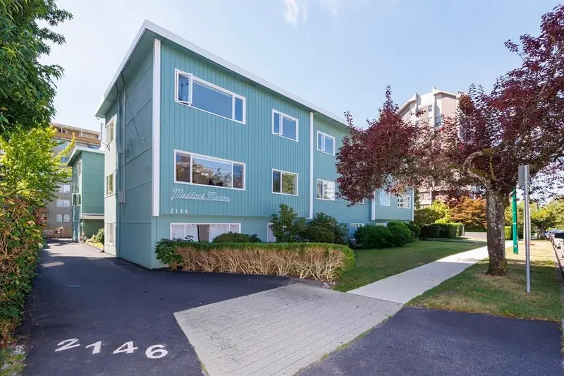 106 2146 W 43RD AVENUE - photo 1 of 1