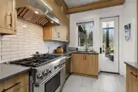 8486 HARVIE ROAD - thumbnail 13