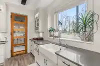 8486 HARVIE ROAD - thumbnail 9
