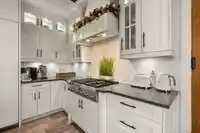 8486 HARVIE ROAD - thumbnail 10