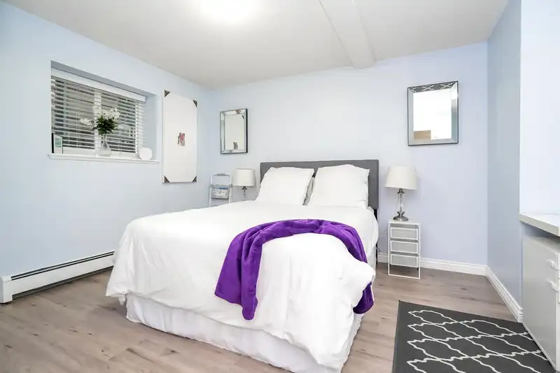 19273 68 AVENUE - photo 4 of 39