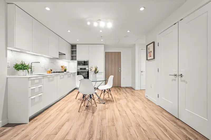 1608 6699 DUNBLANE AVENUE - photo 2 of 25