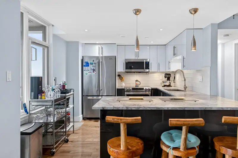 1904 13880 101 AVENUE - photo 4 of 37