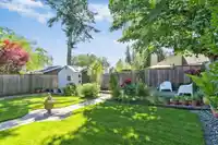 6013 194A STREET - thumbnail 24