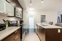 251 6758 188 STREET - thumbnail 10