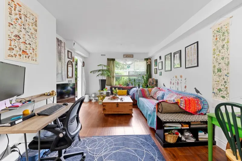 108 20561 113 AVENUE - photo 4 of 23