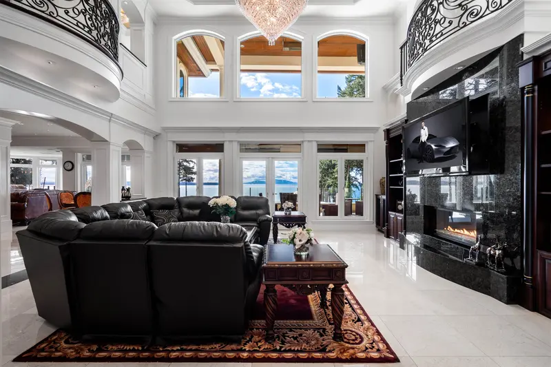 13822 MARINE DRIVE - photo 3 of 25