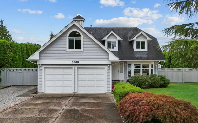 5668 E SUNRISE CRESCENT - photo 1 of 35