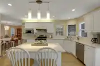 8020 KESTREL COURT - thumbnail 10