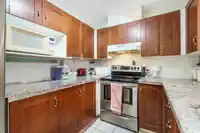 206 9767 140 STREET - thumbnail 13