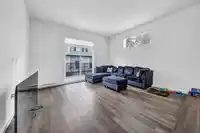 120 15778 85 AVENUE - thumbnail 5
