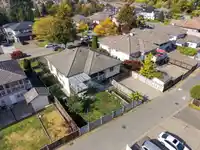 6938 127A STREET - thumbnail 2