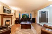 16364 108 AVENUE - thumbnail 5