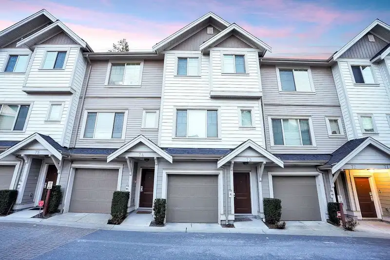 73 19097 64 AVENUE - photo 1 of 37