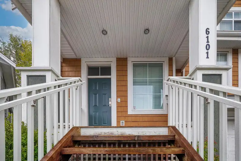 6101 151 STREET - photo 2 of 27