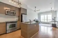 401 6420 194 STREET - thumbnail 3