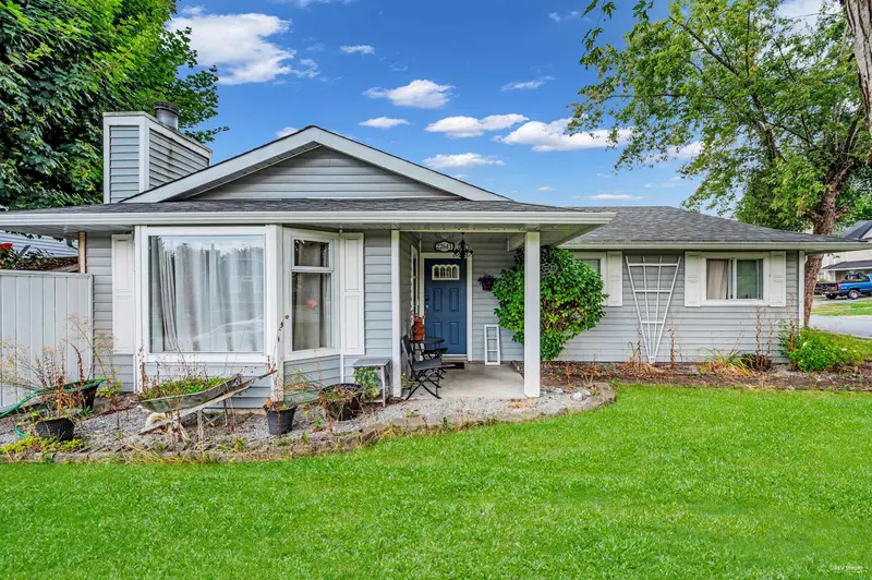 22641 KENDRICK LOOP - photo 2 of 25