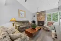 19230 FAIRWAY DRIVE DRIVE - thumbnail 4