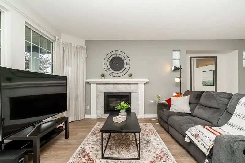 6477 186 STREET - photo 3 of 37