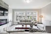 2 17033 FRASER HIGHWAY - thumbnail 3