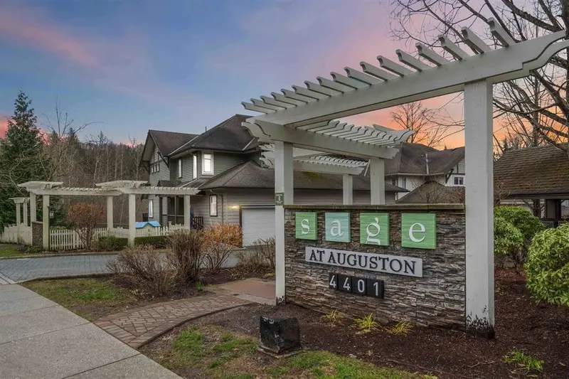 33 4401 BLAUSON BOULEVARD - photo 1 of 1