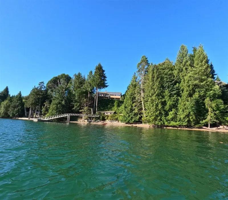 6448 N GALE AVENUE - photo 3 of 25