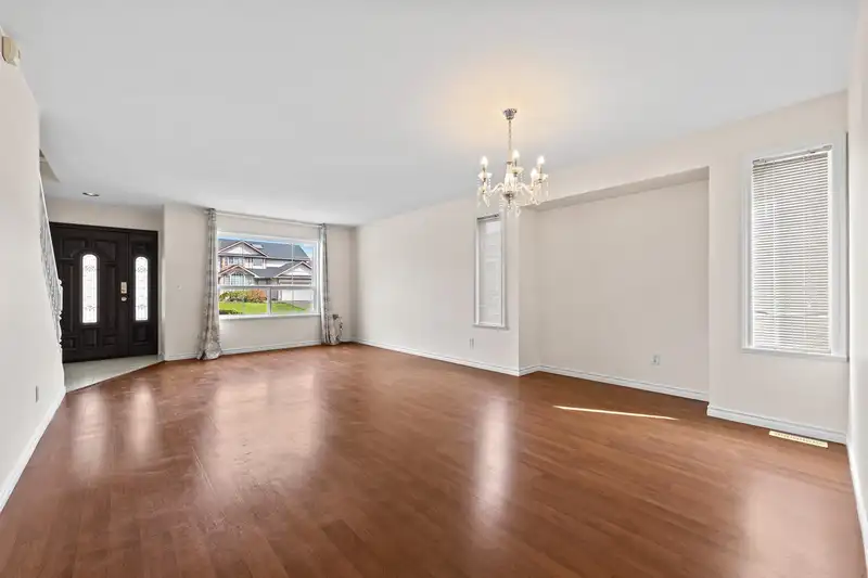 15488 108A AVENUE - photo 3 of 35