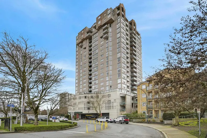 1007 10 LAGUNA COURT - photo 1 of 25