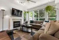 24 8250 158 STREET - thumbnail 2