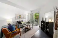 209 13555 GATEWAY DRIVE - thumbnail 1