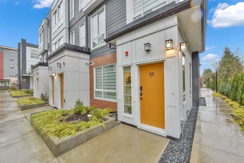 26 18855 72 AVENUE - photo 1 of 26