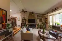7316 TODD CRESCENT - thumbnail 5