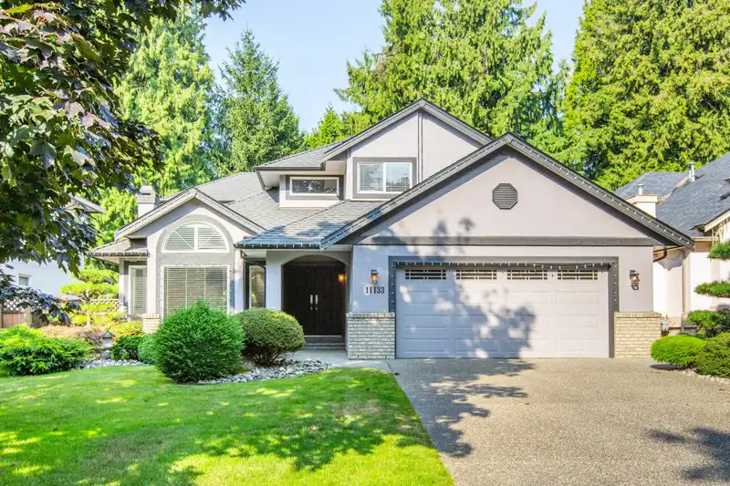 11133 157 STREET - photo 1 of 38