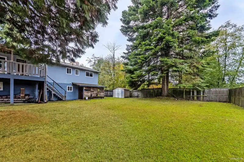 12513 91 AVENUE - photo 1 of 29